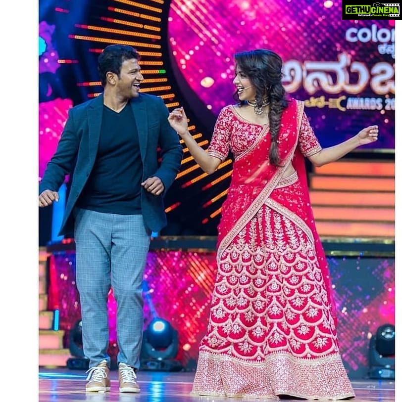 Rachita Ram Instagram - Appu Sir ππ . . . . . . . . . #nammasandalwood #sandalwoodadda #ashikarangnath #RachitaRam #kannada #sandalwoodactress #nabhanatesh #Gorgeous #SouthIndian #Karnataka #KannadaActress #Indian #payalsharma #Tollywood #TollywoodActress #sandalwood #teluguactress #Mysore #kfi #radhikakumarswamy #rashmika_mandanna #rachitaram #haripriya #amulya #ashikarangnath #pooja #kicchasudeep #yash #darshan #punithrajkumar #appu #shivarajkumar