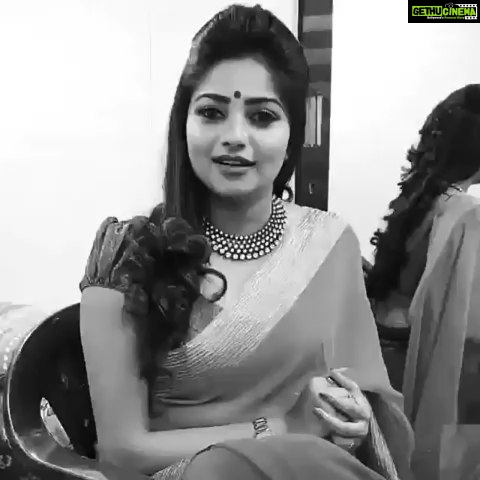 Rachita Ram Instagram - 💚ನಾಡಿನ ಸಮಸ್ತ ಜನತೆಗೆ ಗೌರಿ ಗಣೇಶ ಹಬ್ಬದ ಹಾರ್ದಿಕ ಶುಭಾಶಯಗಳು🌺 . . . . . . . . #RachitaRam #kannada #sandalwoodactress #nabhanatesh #Gorgeous #SouthIndian #Karnataka #KannadaActress #Indian #payalsharma #Tollywood #TollywoodActress #sandalwood #teluguactress #Mysore #kfi #radhikakumarswamy #rashmika_mandanna #rachitaram #haripriya #amulya #ashikarangnath #pooja #kicchasudeep #yash #darshan #punithrajkumar #appu #shivarajkumar