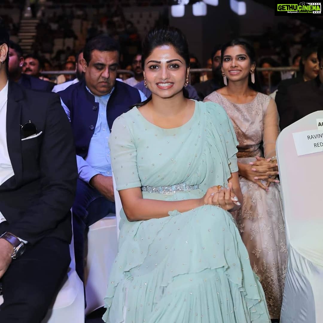 Rachita Ram Instagram - Shubhodhaya Yellarigu 🧡 . . . . . . . . #RachitaRam #kannada #sandalwoodactress #nabhanatesh #Gorgeous #SouthIndian #Karnataka #KannadaActress #Indian #payalsharma #Tollywood #TollywoodActress #sandalwood #teluguactress #Mysore #kfi #radhikakumarswamy #rashmika_mandanna #rachitaram #haripriya #amulya #ashikarangnath #pooja #kicchasudeep #yash #darshan #punithrajkumar #appu #shivarajkumar