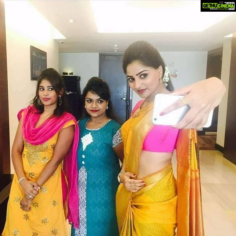 Rachita Ram Instagram - Smile Pls😅🧡 . . . . . . . . . #RachitaRam #kannada #sandalwoodactress #nabhanatesh #Gorgeous #SouthIndian #Karnataka #KannadaActress #Indian #payalsharma #Tollywood #TollywoodActress #sandalwood #teluguactress #Mysore #kfi #radhikakumarswamy #rashmika_mandanna #rachitaram #haripriya #amulya #ashikarangnath #pooja #kicchasudeep #yash #darshan #punithrajkumar #appu #shivarajkumar
