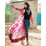 Rachita Ram Instagram - Hege kanasta iddini 🙈 Comment madi ♥️
