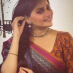 Rachita Ram Instagram - Hege kanasta iddini 🙈 Comment madi ♥️