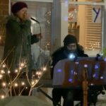 Radhika Apte Instagram – Street concert on Christmas Eve!! Thank you Joe and Lucy.. was just so wonderful! Merry Christmas 🎄❤️ #lockdownchristmas #allstilltogether #loveintheair 😇 London, United Kingdom