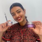 Radhika Apte Instagram - Don't miss out on @clinique_in's Diwali special offer ✨ 🎉 Don't forget to shop India-exclusive Shine & Glow Kit, curated by me for you - Enjoy 20% savings on the Shine and Glow Kit available for INR 2800 on @mynykaa. Use my exclusive code RAKCL-DIWALI to get exciting Diwali goodies 👩🏻 🎉 Shop for INR 3800 and avail two deluxe samples free on @shoppers_stop and @sephora_india ✨ 🎉 Shop for INR 1500 and avail an exciting free sample on @letspurplle ✨ 🎉 Don't forget to shop India-exclusive Shine & Glow Kit, curated by me for you - Enjoy 20% savings on the Shine and Glow Kit available for INR 2800 on @mynykaa. Use my exclusive code RAKCL-DIWALI to get exciting Diwali goodies 👩🏻 🎉 Shop for INR 3800 and avail two deluxe samples free on @shoppers_stop and @sephora_india ✨ 🎉 Shop for INR 1500 and avail an exciting free sample on @letspurplle ✨