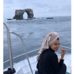 Radhika Apte Instagram - Caught munching at the Darwin’s arch!! I’d give anything to go back there right now!! #galapagos 📷 @luminousdeep 🐬 #divinediving #ocean #memories