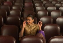 Radhika Apte Instagram - TUDUM with @netflix_in . . @kritikagill @who_wore_what_when