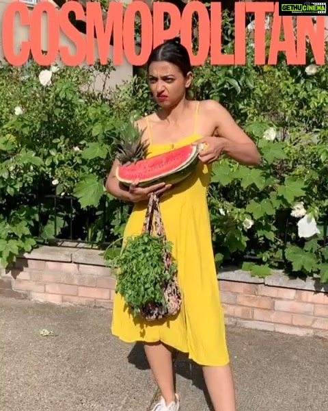 Radhika Apte Instagram - 🤪 BUSTED #donteattheprops #whenyouaretheproducer