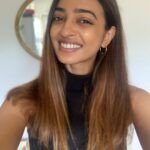 Radhika Apte Instagram - Going to take a pair of scissors and chop the length. I love how long and healthy my hair has grown. But it’s time to say goodbye! #detachment 🥴 London, United Kingdom