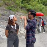 Radhika Apte Instagram – A good boy @vikrantmassey 👏🏻 #manatwork #shootlife #hotashell #rishikesh #bratisme Comfort Zone