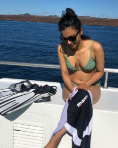 Radhika Apte Instagram - Loving the locked down 😎#mindgames #nocoronaintheocean #sociallydistantdivingdesire #dreamingoftheocean