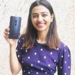 Radhika Apte Instagram - Sleek and chic, with a design that’s premium and crafted in glass, my #vivoV17Pro hits that vibe I own between style and substance. Midnight blue or Glacier white, for you? #ClearAsReal Sale starts from 27th September 2019, pre book now at @vivo_india website.