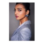 Radhika Apte Instagram - Thank you @nikhilthampi for this stunning stunning outfit!! Styled by @who_wore_what_when hair make up by @kritikagill jewellery @khannajewellerskj #iifarocks #greencarpet Photography - @anurag_kabburphotography 🥰