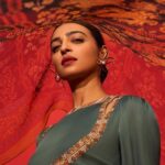 Radhika Apte Instagram - @ritukumarhq 🌹 . . . Photographed by @thebadlydrawnboy Styled by @thehiddenbutton Hair & Makeup by @kritikagill @feat.cast Assisted by @chrissybaps Styling Assist @divyabavalia Production @p.productions_ . . . . . #radhikaapte #hairbykritikagill #makeupbykritikagill #redlip #ritukumar #ritukumarfestive #naaritumshaktiho