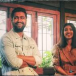 Radhika Apte Instagram – Fun, laughter and full of candidness. This was today’s vibe! Don’t you agree, @vickykaushal09 ? Thank you for inviting us @theredsparrow.in , we had a blast! Thank you @ishikamohanmotwane 😘😘😘