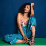 Radhika Apte Instagram – 🌀 @manasisawant @kritikagill @who_wore_what_when