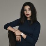 Radhika Apte Instagram – Cricket unites India. Join the cricket fever with @danielwellington and me. Check out their cricket blue bayswater watch and purchase it along with any other product to receive a 10% off. You guys can also use my code DWXRADHIKA for an additional 15% off on the limited edition cricket fan box. #ourmomentisnow #danielwellington #dwxcricket