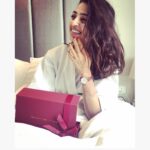 Radhika Apte Instagram - It’s definitely a Happy Valentines with the @Danielwellington limited edition I ❤ U box. Make your dear one feel special with this exclusive box and receive a 10% off. And, you guys also get an additional benefit of 15% off by using my code DWXRADHIKA at their website or stores. #DanielWellington #fromDWwithlove #DWIndia
