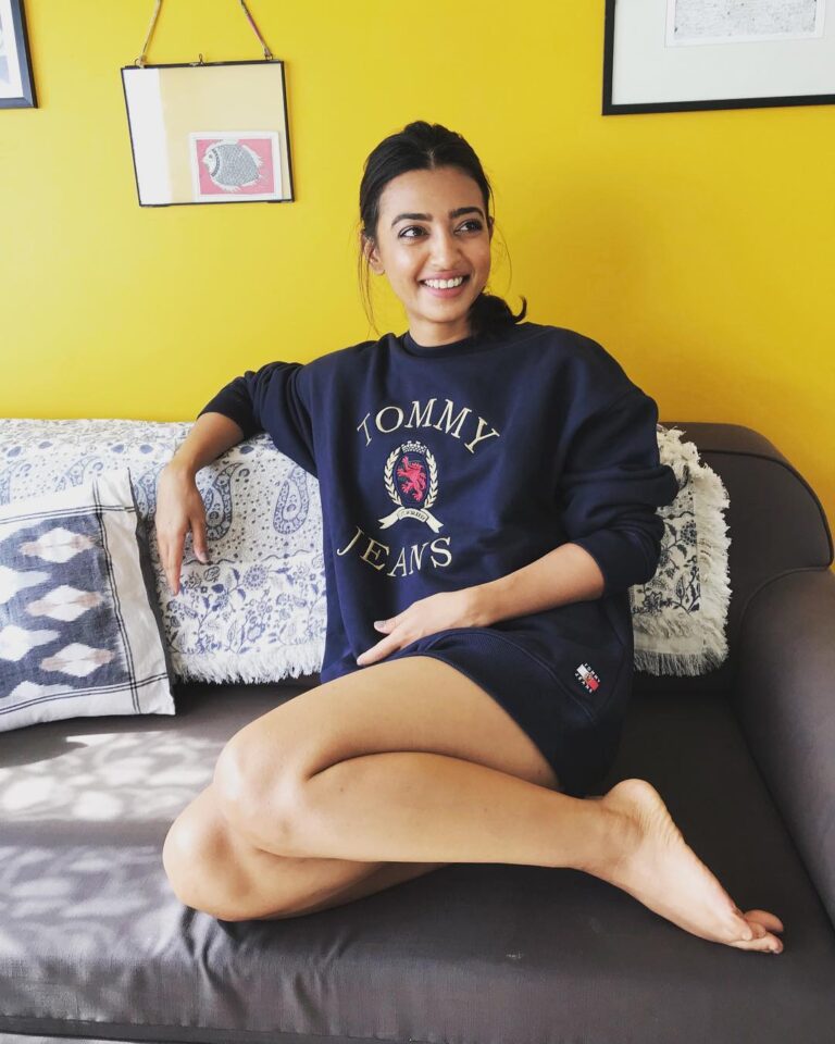 Radhika Apte Instagram - Hello, Patna! Can’t wait to be in your city tomorrow to launch the beautiful new @tommyhilfiger store on Boring Road! I’ll be there at 3 PM! #TommyHilfiger #TommyJeans #TommyJeansCrest