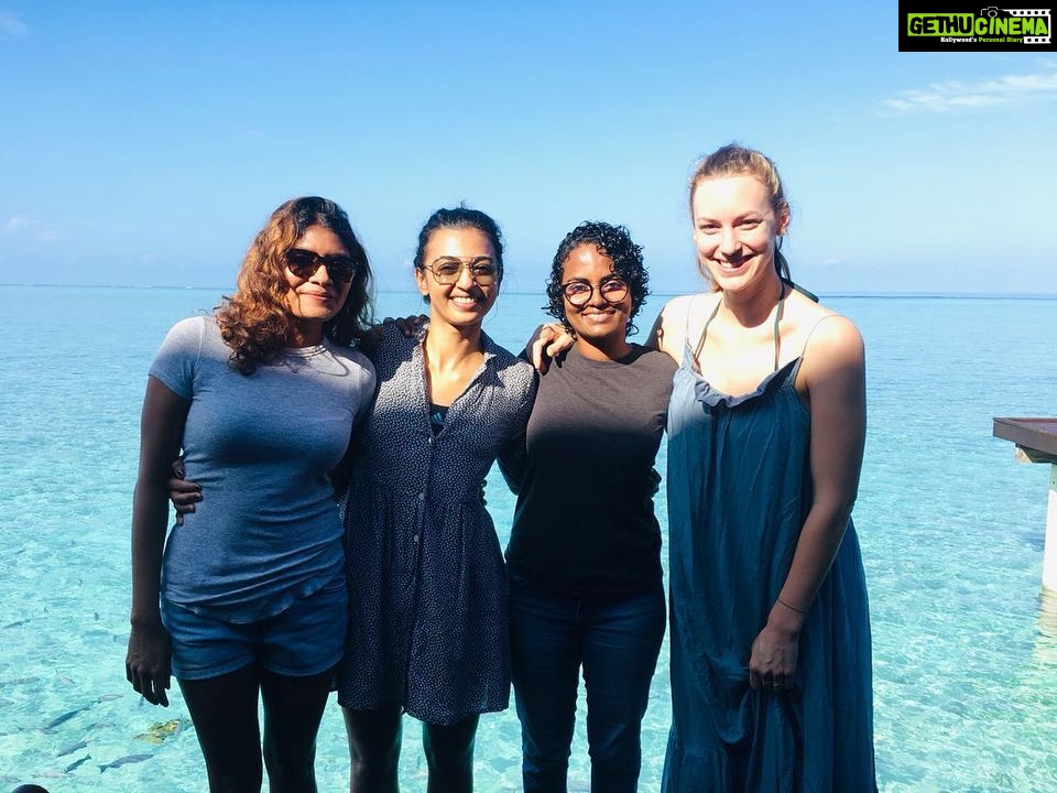 Radhika Apte Instagram - This trip to the beautiful @summer.island.maldives was made special by these ladies. @anuahsa heading the policy making of Maldives @raajethere heading the marketing of one of the leading groups and @marishareef who is the general manager of the island and single handedly manages a staff of over 250 being one of the only 3 women employees there. You have a heart of gold. Thank you for the hospitality. Here is to a long friendship π»