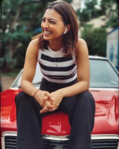 Radhika Apte Instagram - Post pack up chitchat 🥰 @vasanbala 🤩 #happypeoplemakehappysets #workingwithfriendsisthebest