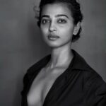Radhika Apte Instagram – Thank you @GQ 💚 #gqwomanoftheyear #gqmanoftheyear2018 #Repost @gqindia 📷 @maxvadukul 😎 with @get_repost
・・・
The stunner, the woman who can do it all, @radhikaofficial is our #woman of the year! #gqawards