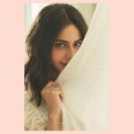 Rakul Preet Singh Instagram - Just an old soul with young eyes and a vintage heart 😁 #newshootseries #comingsoon
