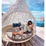 Rakul Preet Singh Instagram - Aaj blue hai paani aur din bhi sunny ☀️ #vacayvibes #beautyofjustbeing LUX* South Ari Atoll