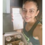 Rakul Preet Singh Instagram - Thankuuuuu @shilpareddy.official for sending across this one day detox kit.. can’t wait to try it ❤️ @cleansehigh