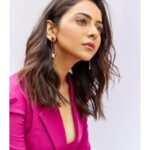 Rakul Preet Singh Instagram – She has fire in her soul and grace in her heart 😜. Pant suit @label_deepikanagpal 
Earrings @varnikaaroraofficial
Shoes @tresmode 
Stylist @nidhijeswani

Makeup @im__sal
Hair @ashisbogi 
Photographer @yash_v_bhadauria