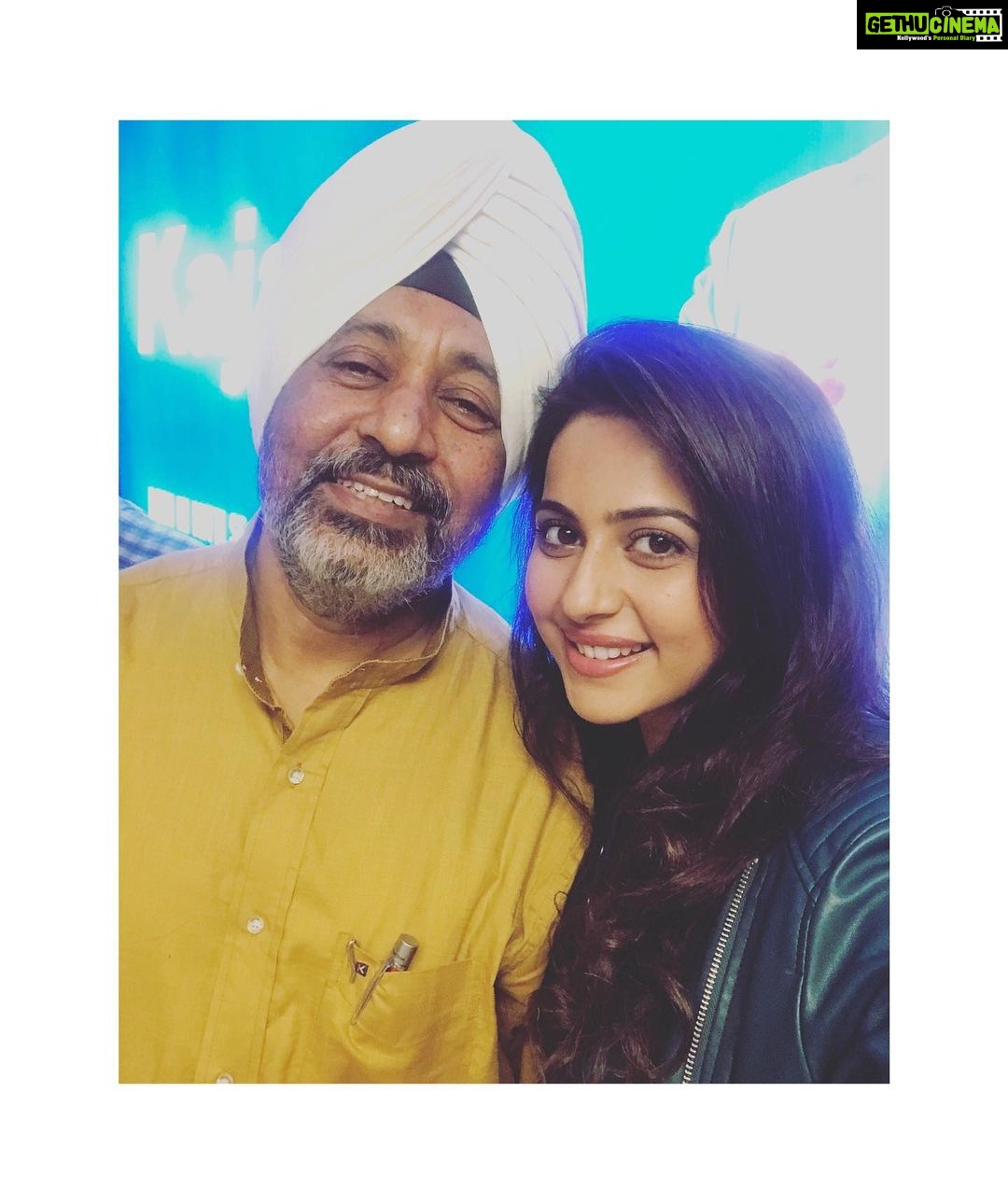 Rakul Preet Singh Instagram - A father is someone you look upto no matter how tall you grow! Happy happy Father’s Day to the most amazing dad ❤️ When you did not have my hand , you had my back ! Thankuuuuu for being my constant , my biggest strength , support and MY IDOL!! I am living my dream COs you let me dream ❤️ love you soooo much ! I can proudly say that I have a Superhero and I call him PAPA ❤️❤️❤️