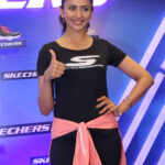 Rakul Preet Singh Instagram – Thank you @skechersindia for having me at your Jubilee Hills store in Hyderabad.
It is very important to stay healthy and fit and to wear the right shoe for all your fitness activities 
Visit the store and check out the great collection! 😀💪🏻 #Skechersindia