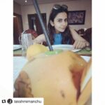 Rakul Preet Singh Instagram - @lakshmimanchu feels I am a coconut wd this coconut!! 🙄🙄😂😂 maybe !! ❤️#holiday