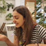 Rakul Preet Singh Instagram – Me talking , thinking , dreaming,drooling about food 🥘while I eat 😀😀happiest me!! #livetoeat ..pic courtesy – friends fed up of me talkin about food 😂