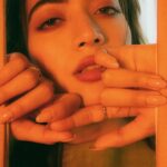Rashmika Mandanna Instagram – You think you can walk through fire? 
What is fire for you? Is it comparison? Anxiety? Failing? Being flawed? What is your fire? And do you think you can walk through it? 
.
.
.
.
Yes! Yes you can.. Anybody can.. By 
1- realising that you have this fire / the obstacle and then 
2- patiently day by day, trying and walking through it.. and one day you’ll realise.. what was once your biggest fear isn’t you fear anymore.. 
I am saying this because this is what I’ve done for a few years now and this is what I am doing even today.. 🌸❤️ 
If it helps even a few of you I am happy! 😚

@mikedesir @rivieralynn @stacey.cardoz @samrat.02