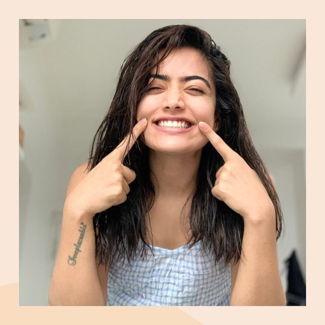 Rashmika Mandanna Instagram - All those people who think strangers smiling at you is weird or mad or whatever.. you ain’t my friend.. 😒 cz I am that stranger who always smiles at everyone my way! 💃🏻🤷🏻‍♀️🐒