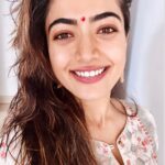 Rashmika Mandanna Instagram - Happy Diwali my babies! 🤍😚 Eat lots of sweet. Celebrate with family.. don’t burst too many crackers.. our little furry friends will get scared! But have funnnnn! 😚🥳 Film Nagar