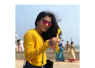 Rashmika Mandanna Instagram - It’s a new beginning 💫✨and I hope you all have a bright wonderful year ahead ♥🙈