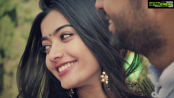 Rashmika Mandanna Instagram - Last of the collection..🙈🤗 I was asked to upload these..🙏🏻 sorry for so many pics.. ok bye🙈🙏🏻