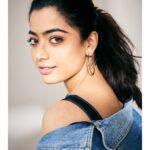 Rashmika Mandanna Instagram - Let my eyes do the talking.. What would you want to caption this? 💕😙