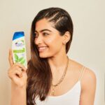 Rashmika Mandanna Instagram - Bad Hair Day ? No Chance! I have been flaunting various styles for different roles and it all comes with having dandruff free confidence, all thanks to the Head & Shoulders Neem Anti-dandruff shampoo. It fights dandruff causing germs and prevents dandruff from coming back Get it for up to 35% off on Flipkart @headandshouldersindia #headandshouldersindia #headandshouldersneem #dandrufffree #partnership 📸 @mohitvaru