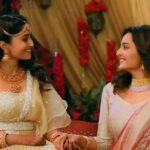 Reba Monica John Instagram – Kalyan jewellers with my favourite @manju.warrier chech ✨
We actually look quite alike, don’t we? Of course she’s way more gorgeous but still… 

And pretending to laugh at something while shooting is the most awkward and difficult part ever so yeah we have no clue what we were saying here 😂

@kalyan_jewellers
@labelpallavinamdev @styledbysmiji 

#kalyanjewellers #shoot #snippet #weddinginspiration