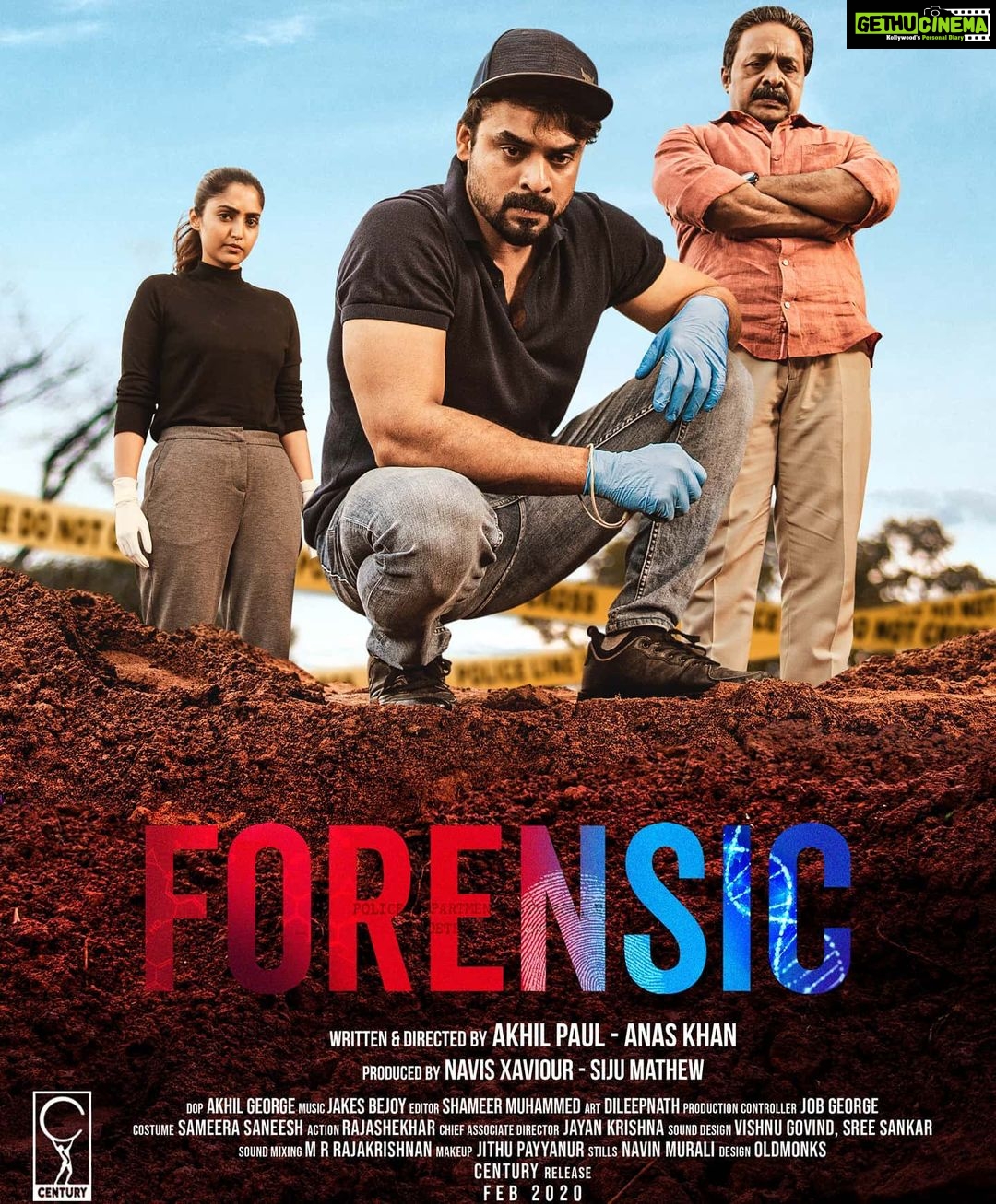 Reba Monica John Instagram - Are you ready to solve the crime with Team FORENSIC ? let's start the countdown to 28th FEBRUARY 2020 . . You don't want to miss this thrilling, romanjifying journey . P.S Shikha Damodar looks creepy I know #february #release #malayalam #shikhaDamodar #crimeinvestigation #forensic @tovinothomas @akhilpaul_ @mamtamohan @khanfactor90 @anwar.shereef