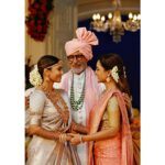 Reba Monica John Instagram – I’m so honoured and grateful to have not only met @amitabhbachchan Sir, but also to have worked with him…like share screen space with him! Ahhhh, I was ecstatic. There’s so much to learn from Him, dedication, respect, work ethics. so much stardom, yet so grounded. Dream come true. Thank you @kalyanjewellers_official for this opportunity. .
.
It’s always such a pleasure to work with @manju.warrier ma’am , cause she’s a GEM! she is someone I respect so much and the ease and simplicity with which she carries herself is commendable. I love her to bits and I look forward to working with her every single time! .
.
I also got to work with some beautiful and talented heroines from respective industries @katrinakaif @reginaacassandraa @nidhhiagerwal . Overall, what a fruitful fun shoot. Can’t wait for you guys to watch the commercial ✨😉 @sculptors.in

#kalyanjewellers #amitabhbachchan #katrinakaif  #ad