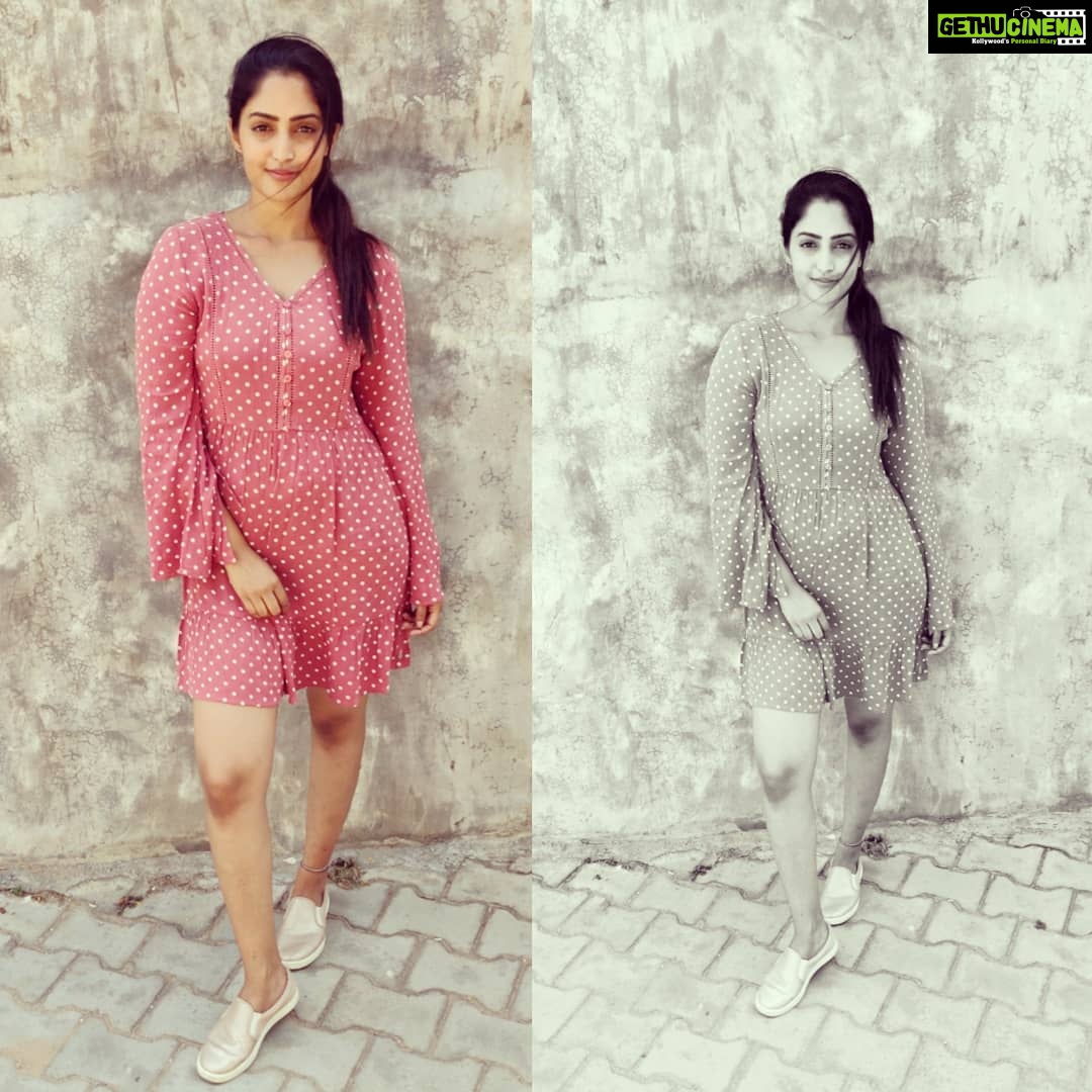 Reba Monica John Instagram - My new found love for bell sleeves and polka dots ! ✨ . . . #polkadots #summerdress #travel #familyvacay #mysore
