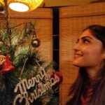 Reba Monica John Instagram - It's my favourite time of the year. Merry Christmas 2018 🌟 . . . p.c @dona.ann.sebastian 💞