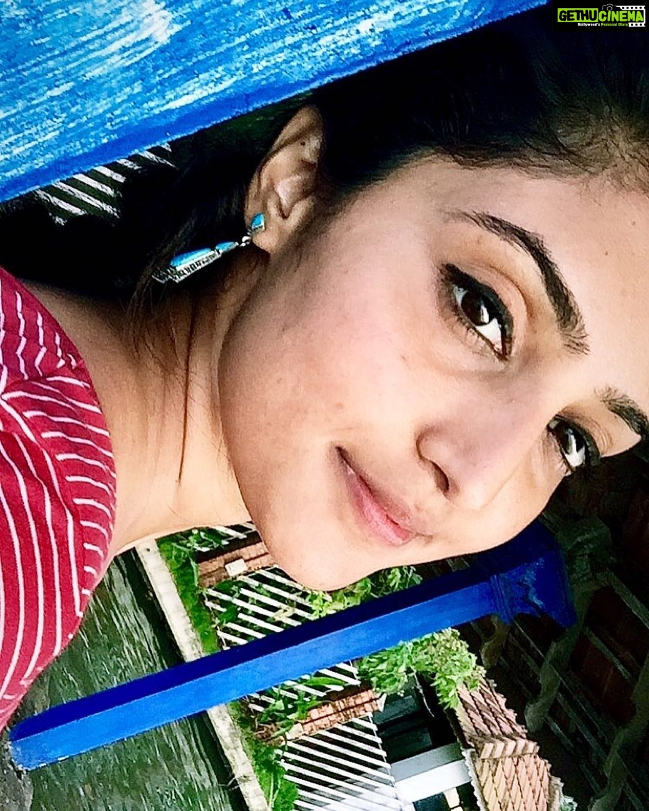 Reba Monica John Instagram - " because your eyes said you were feeling it too.." ✨ . . . #upclose #naked #filterless #causebeautycomesfromwithin