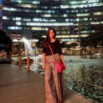 Reba Monica John Instagram - Happiness is when you pose for your favourite photographer 🙌🏻✨ . . . #bangalorediaries #rainydays #coffeeandbae #justright ✨ Orion Mall