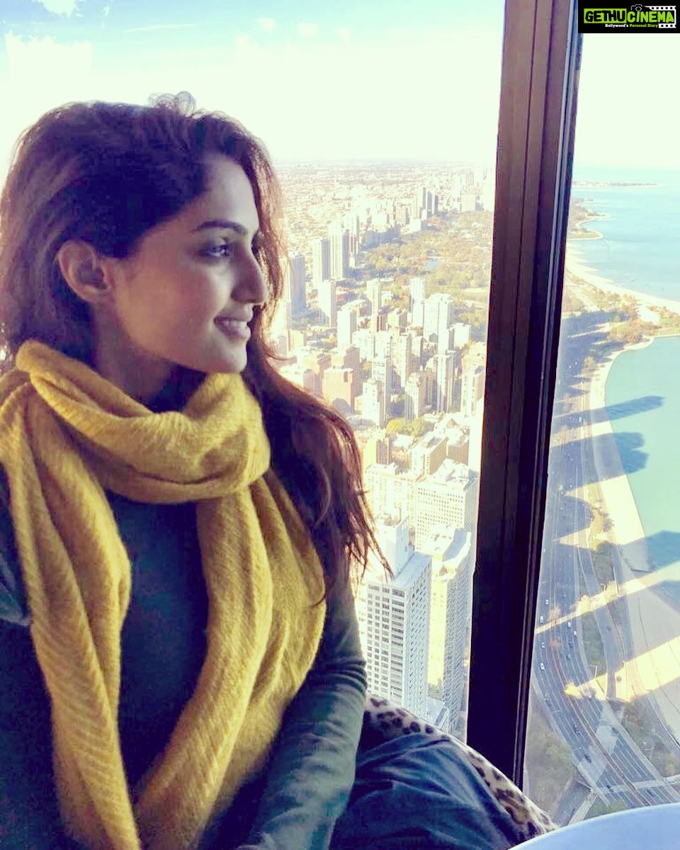 Reba Monica John Instagram - " Wherever you go.. becomes a part of you somehow " ✨ . . . Chicago, you beauty! What a breathtaking view it was from up there. The mesmerising architecture and the historical significance of it will leave you spellbound. Would I go back? Hell yeah! ;) Bucket list check ✅ . . #downtownchicago #america #travel #theview #beautifuldestinations #seeyousoon #2018
