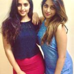 Reba Monica John Instagram - First post of the year! Welcomed 2018 with the Sister from another Mister ✨👻 p.c @jisha.thomas our BOSS ❤️ Happy new year everybody! #2018 #newyear #pleasebegood #loveandpeace
