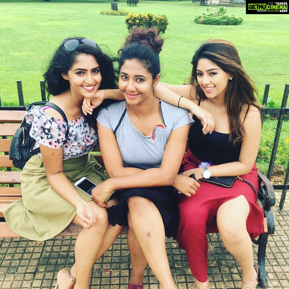 Reba Monica John Instagram - " You'll never know until you go " Good times, great memories and an even greater bond built and strengthened over the days! Thank you GOA for being such a treat. Just the beginning. Here's to more ✨ Jishaaa thank you for not being mommy and being Chechi instead Haha .. P.s so so many pictures but posting this first cause it's my favvvvv ❤️ #AnuMyMan #JishaOurDarling